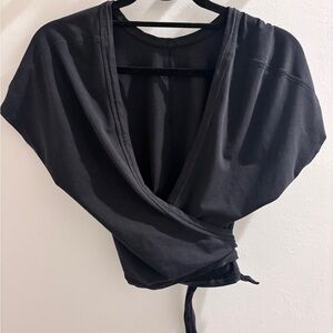 lululemon athletica Black Crop Top